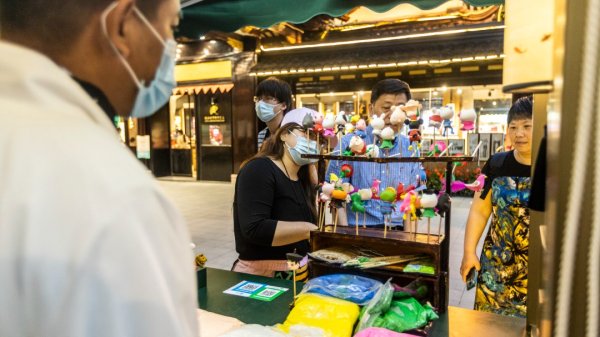 宏图优配 商务部：推动清理汽车后市场消费领域限制性措施